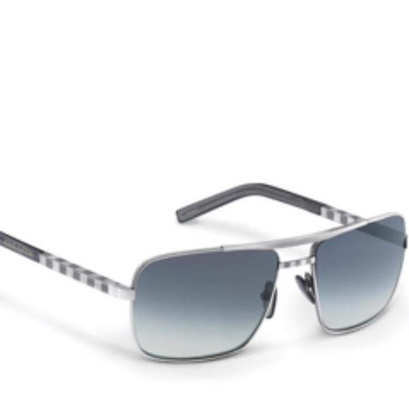 Louis Vuitton Other - Authentic Louis Vuitton Attitude Sunglasses